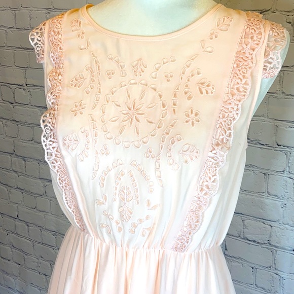 H&M Pink Lace Detailed Dress - Picture 4 of 9